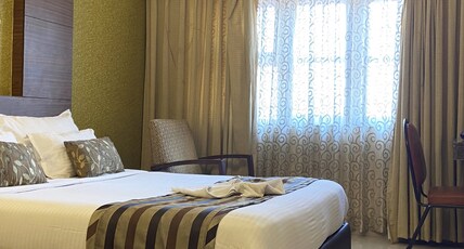 Hotel Park Plaza Room Type - Deluxe A/C Room