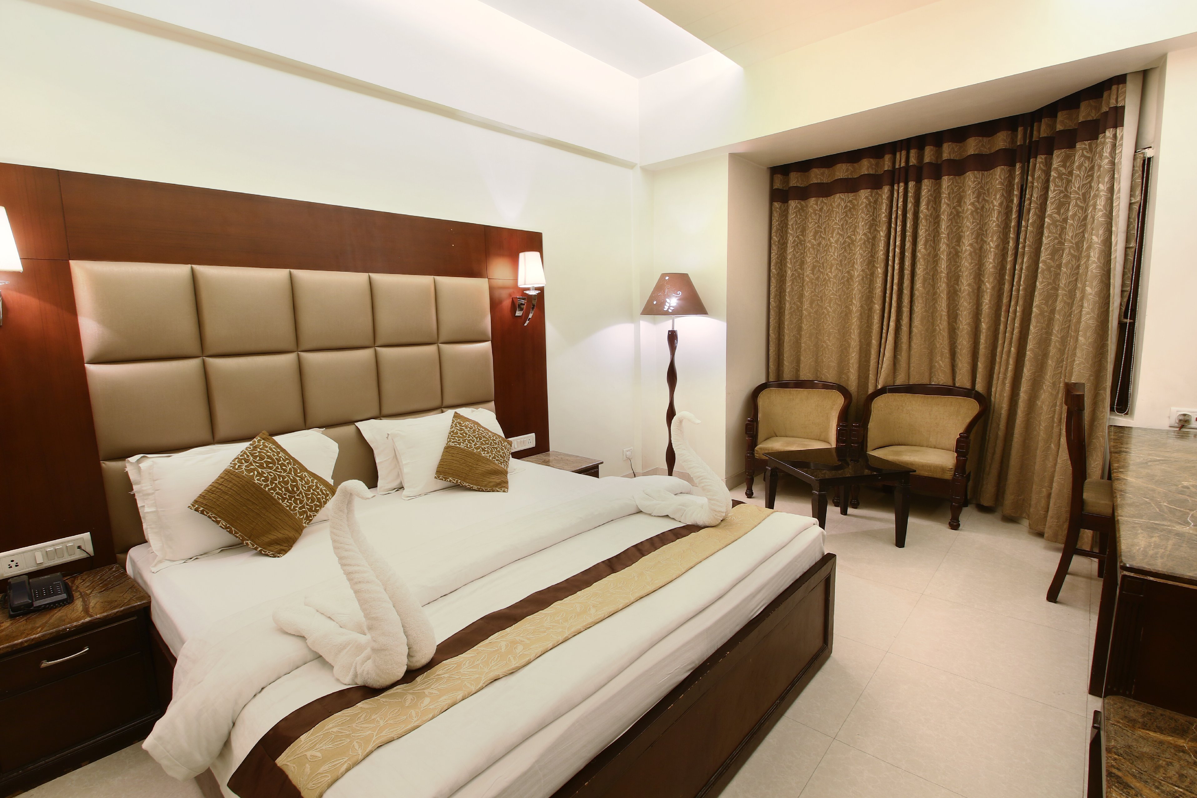 Hotel Abhinandan - Tap to explore photos