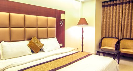 Hotel Abhinandan Room Type - Gold Deluxe Room
