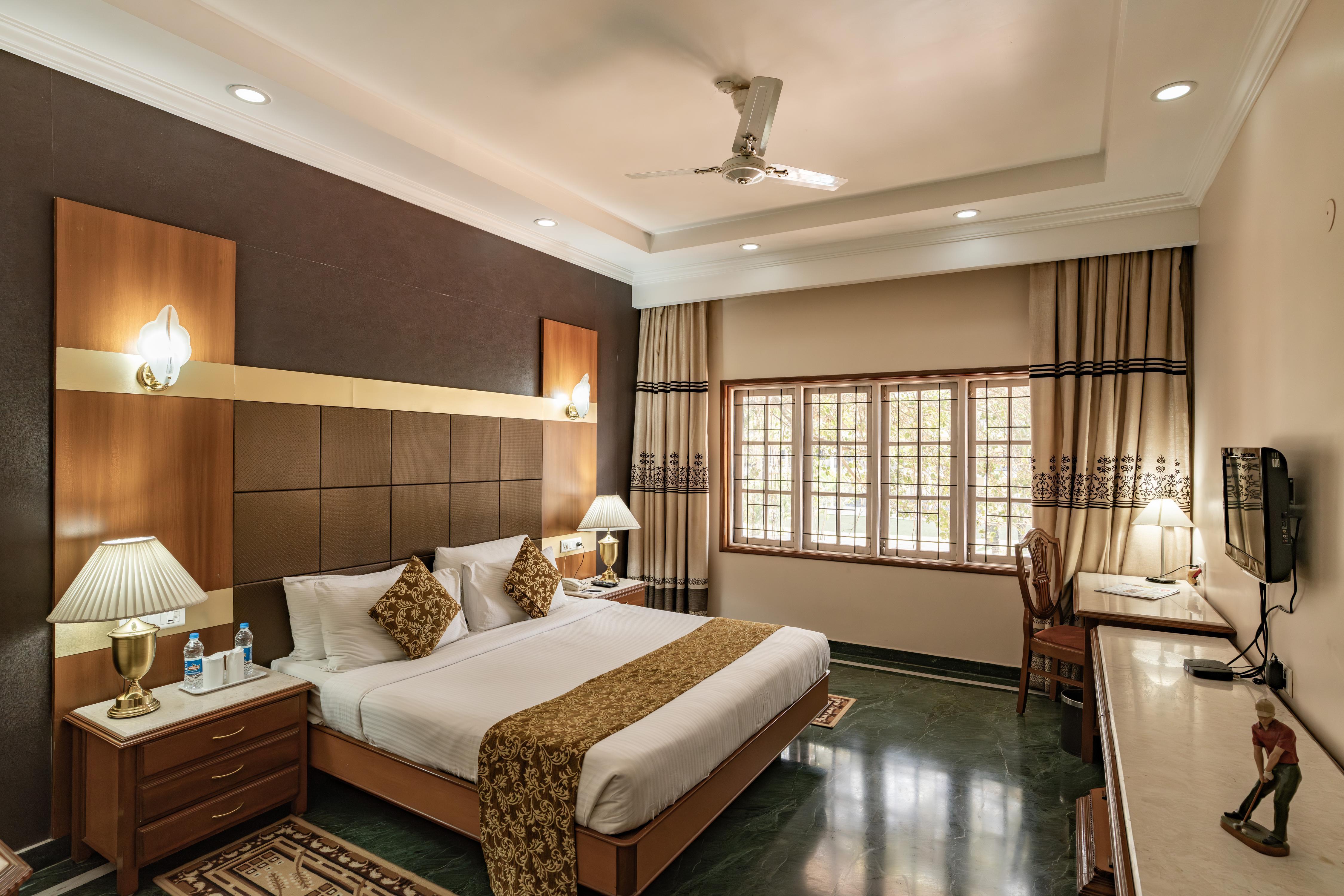 Eagleton - The Golf Resort - Tap to explore photos