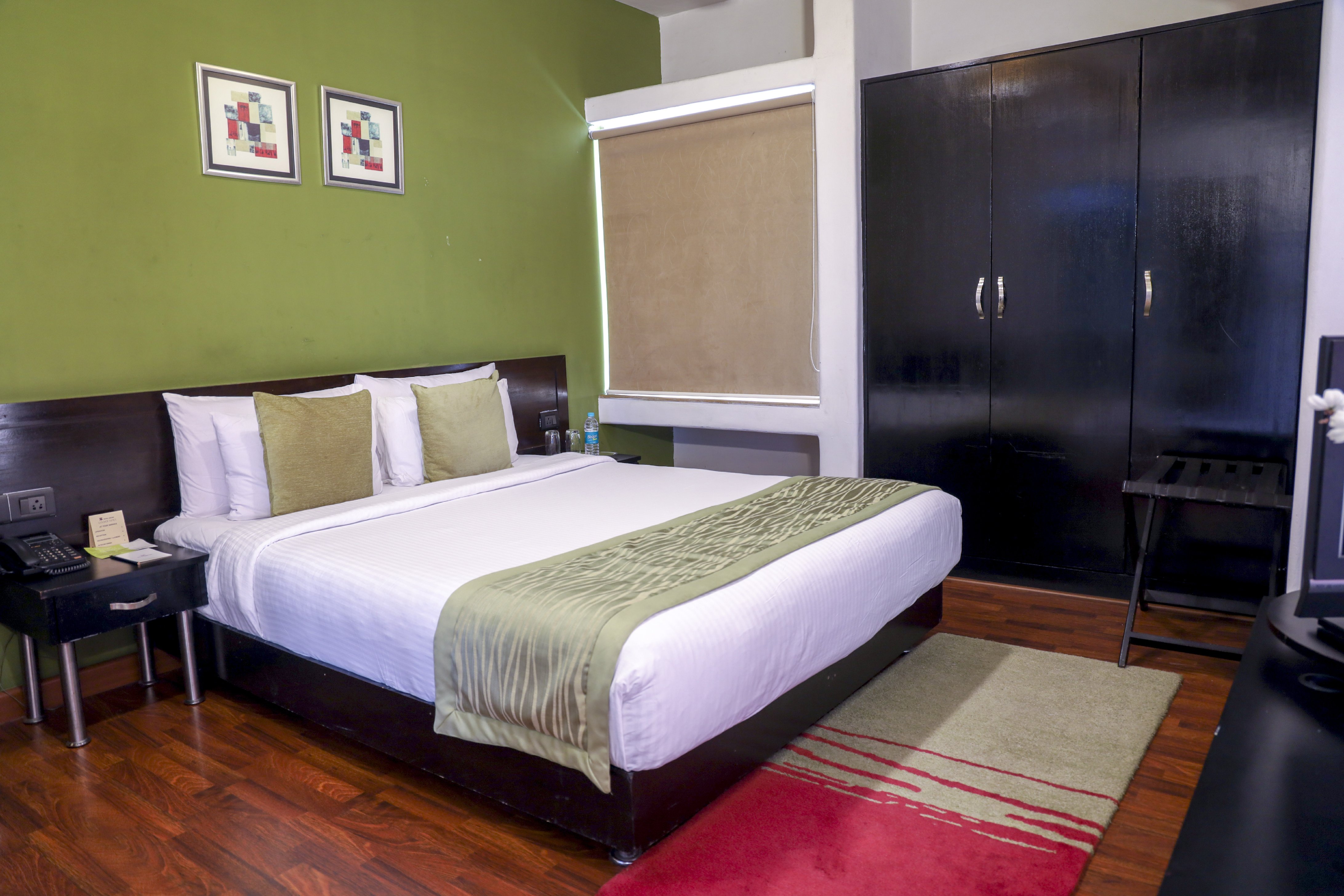 HOTEL ROYAL ORCHID GOLDEN SUITES PUNE 4* (India) - from £ 39 | HOTELMIX