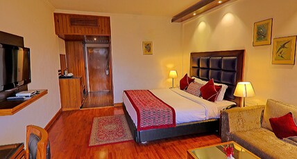 Manali Heights Room Type - Luxury Room with Bathtub