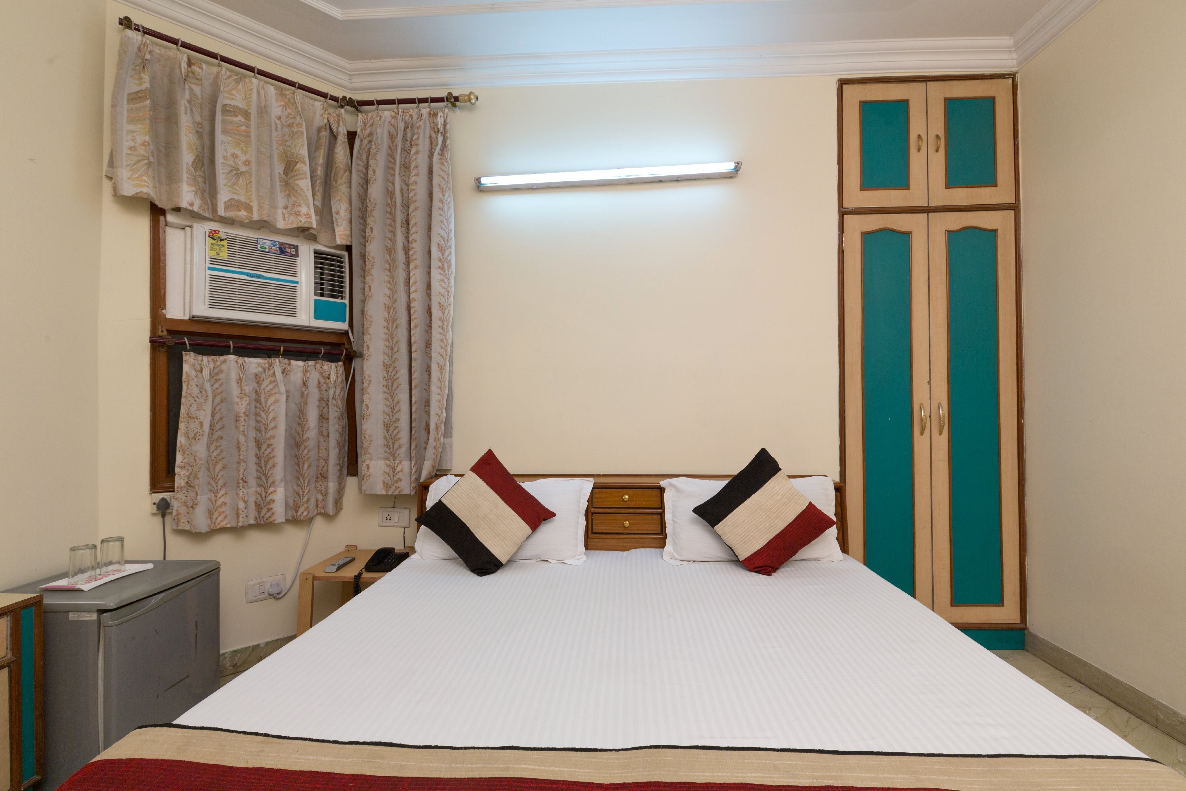 Mercury Inn, Next to Golden Temple. - Tap to explore photos