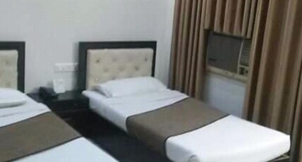 Hotel Vaibhav Room Type - AC Double Room