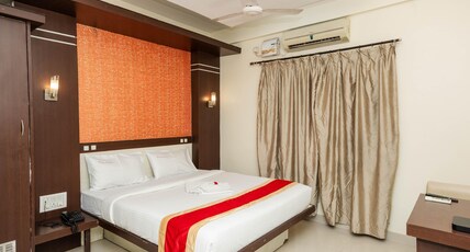 New Golden Residency- Gandhinagar Room Type - Deluxe King Bed Room with City View New Golden Residency- Gandhinagar Room Type - Deluxe King Bed Room with City View