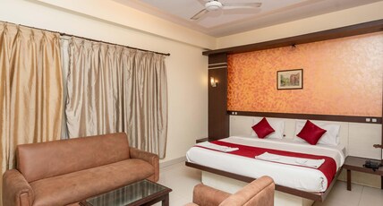 New Golden Residency- Gandhinagar Room Type - Suite Room