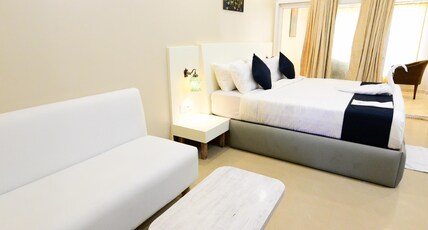 PURI BEACH RESORT SEA FACING HOTEL Room Type - Super Deluxe AC Room with Sea View