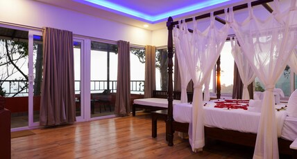 Tea Valley Resort Room Type - Honeymoon Cottage with Balcony