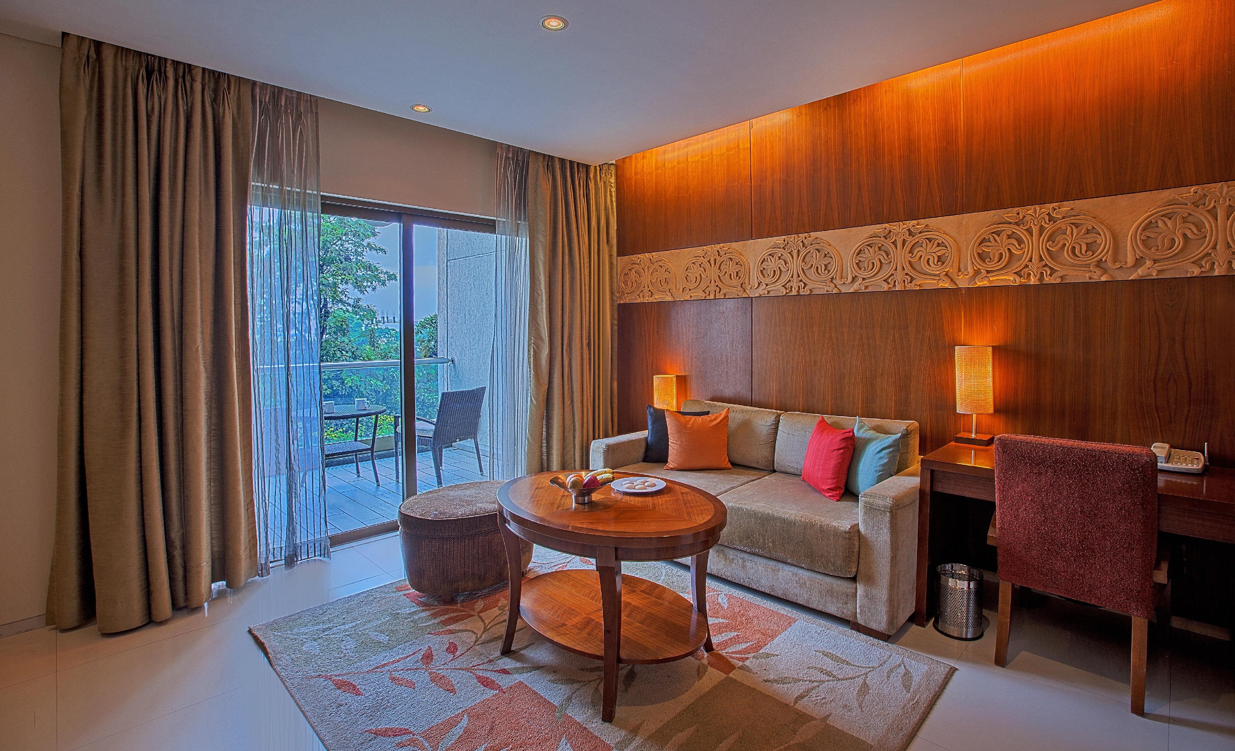 Oakwood Residence Naylor Road Pune - Tap to explore photos