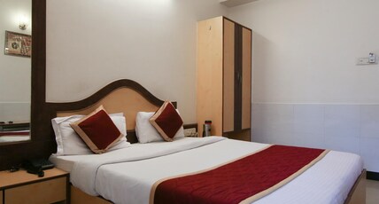 Hotel Ganga Sagar Room Type - Standard Room with City View