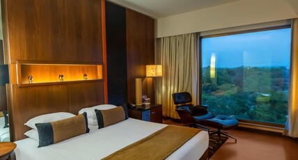 O Hotel Pune Room Type - Presidential Suite with Bathtub