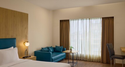 The Fern Residency Ahmedabad, Subhash Bridge, Series by Marriott Room Type - Winter Green Premium, Guest room, 1 King