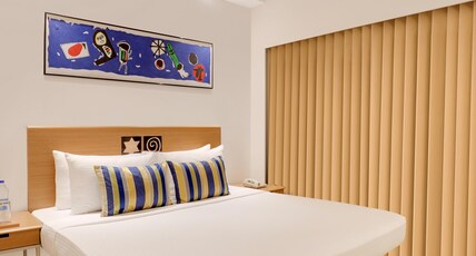 Lemon Tree Hotel Indore Room Type - Junior Suite