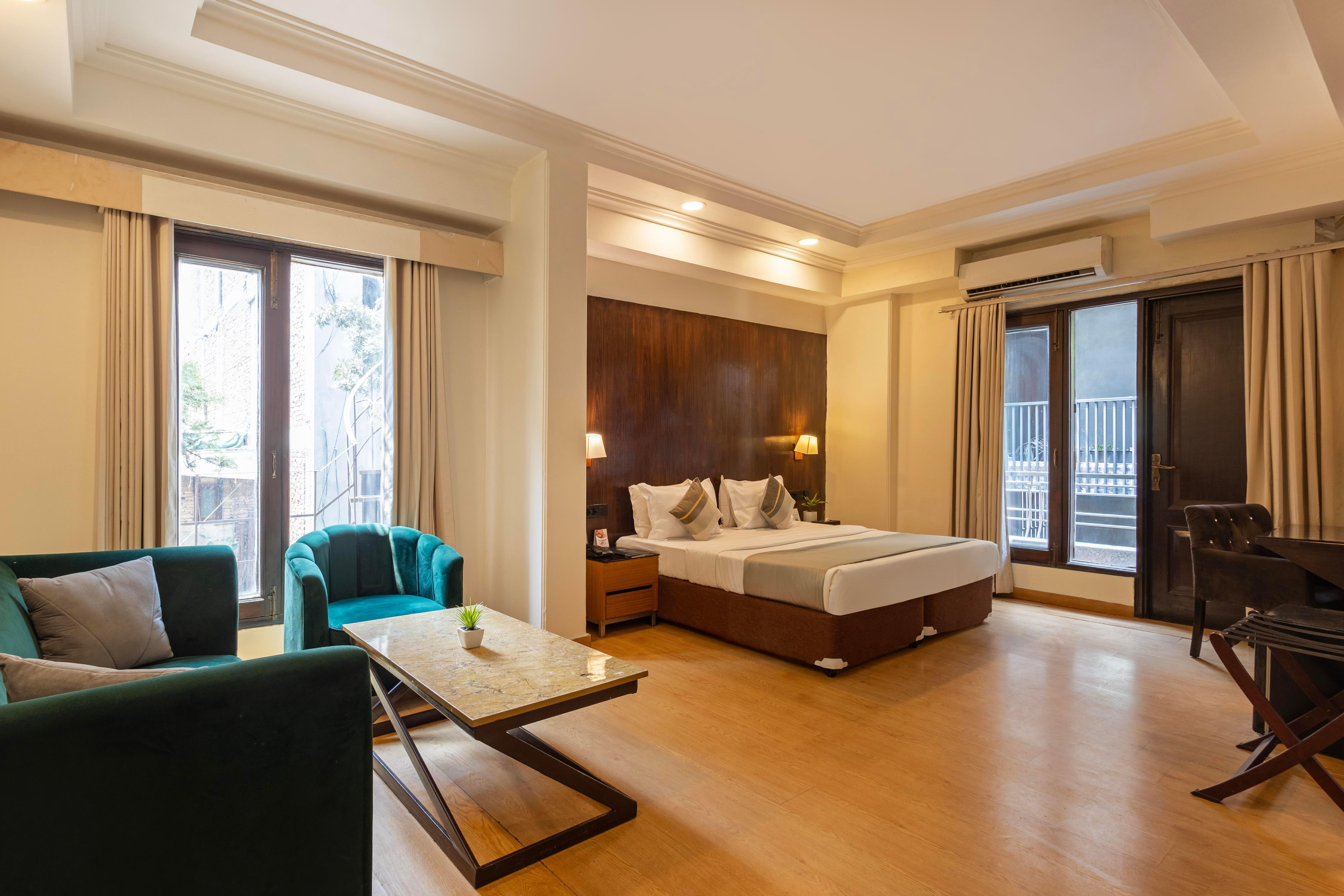 The Orion - Greater Kailash Room Type - Suite with Work Desk