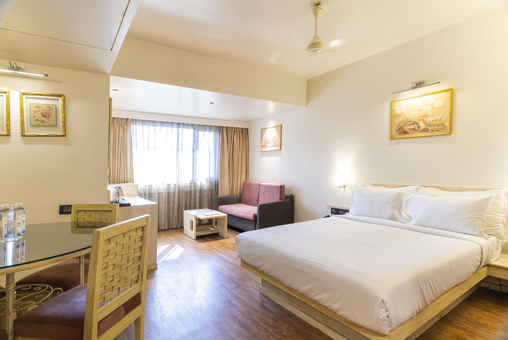 Infiniti Hotel Room Type - Suite Room