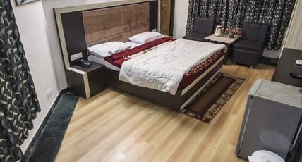 Hotel Sahiwa Room Type - Deluxe Room