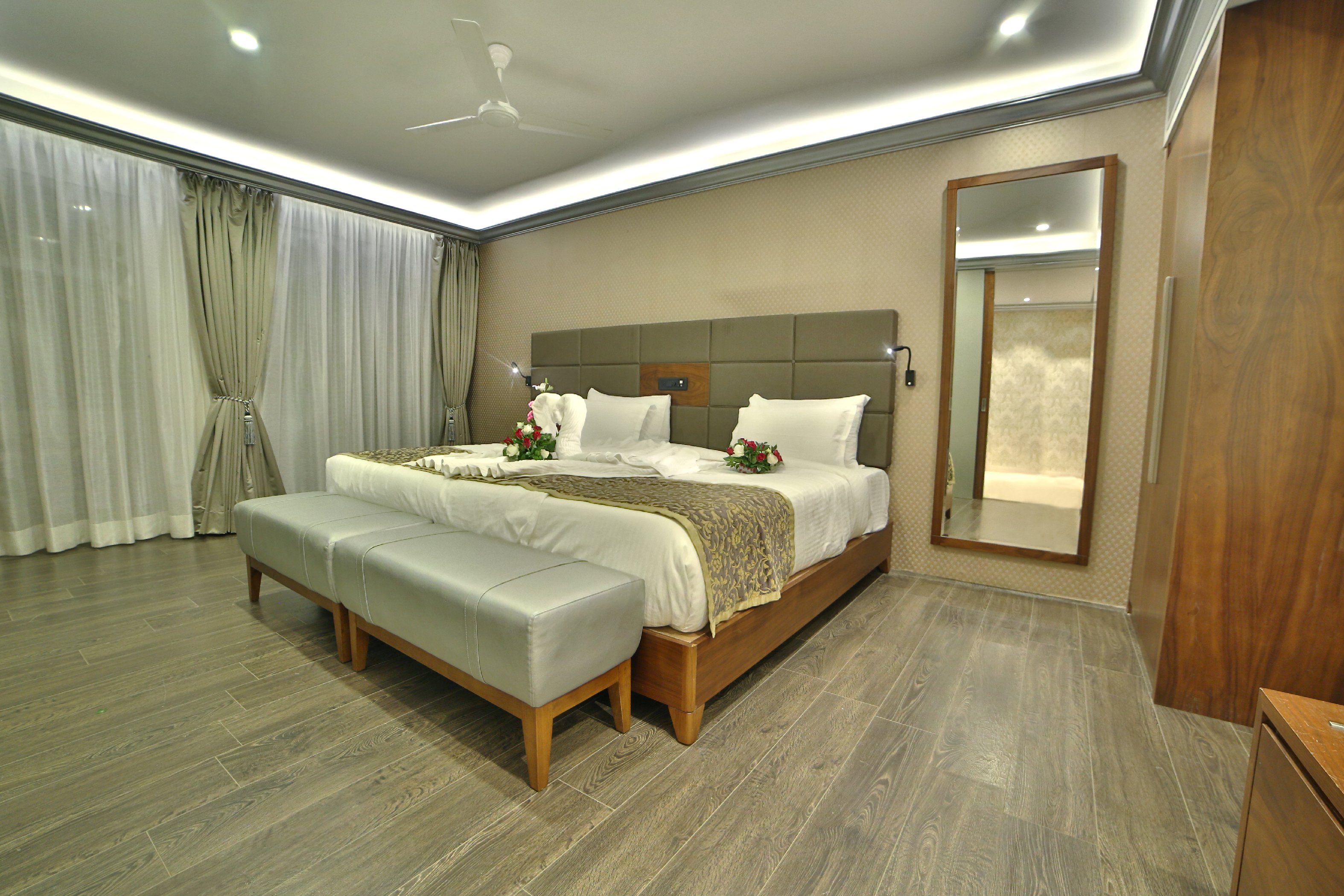 Jaisamand Island Resort Room Type - Suite With Balcony