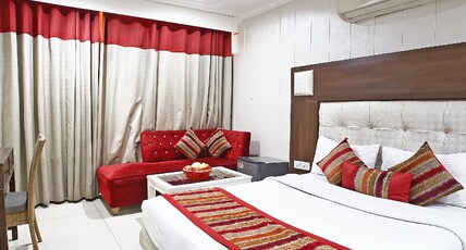 Hotel Diamond Plaza Room Type - Super Deluxe Room with Balcony