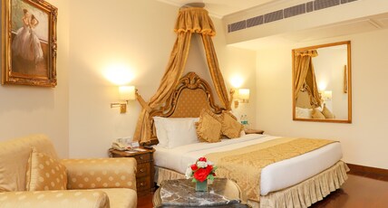 Hotel The Royal Plaza Room Type - Maharaja One Bed Room Suite