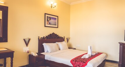 Paradise Isle Beach Resort Room Type - Standard Non Sea Facing Room