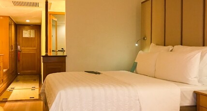 Le Meridien Kochi Room Type - Club Level Guest Room (City View), 2 Twins Le Meridien Kochi Room Type - Club Level Guest Room (City View), 2 Twins
