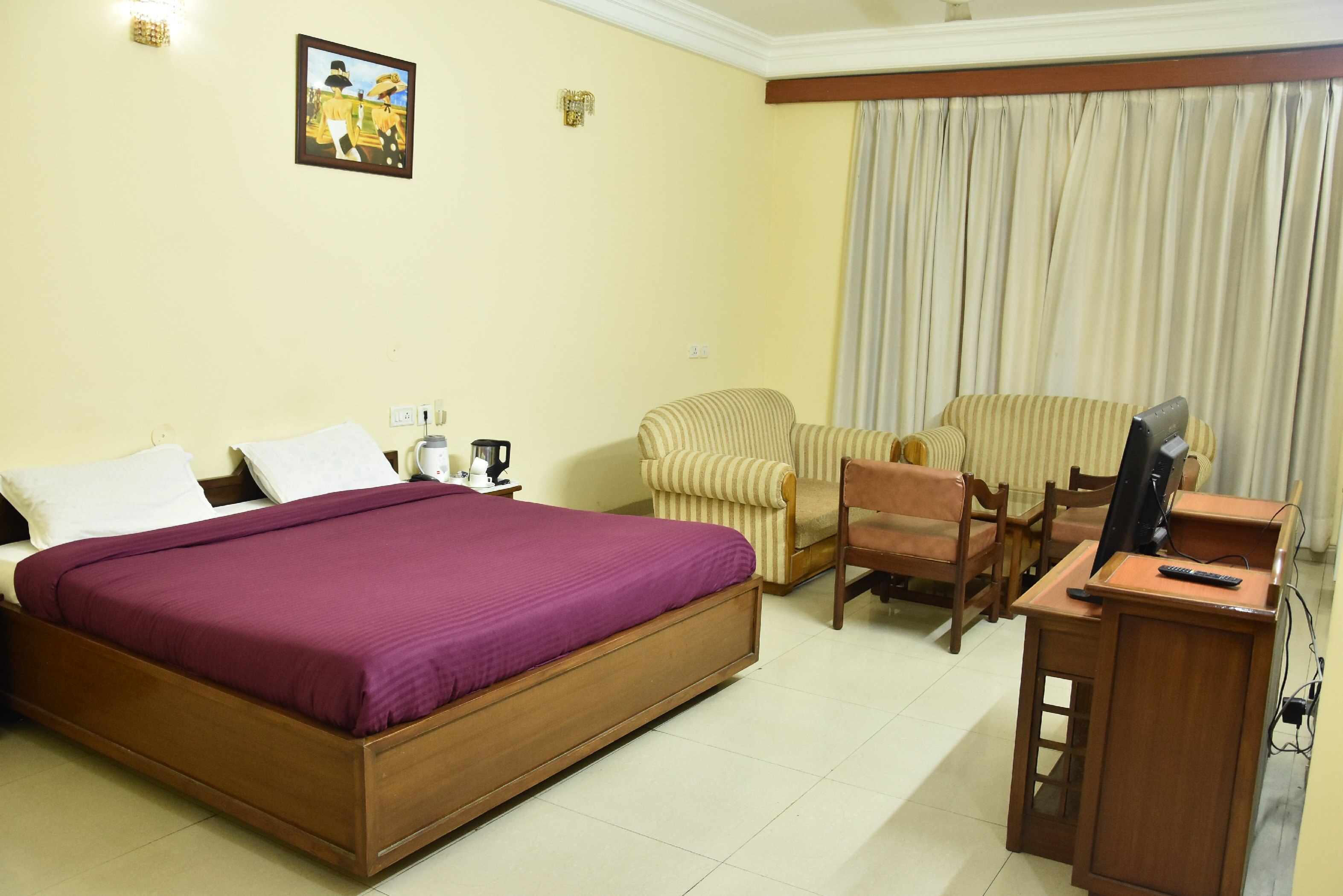 Hotel Park Inn - Tap to explore photos