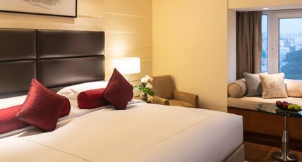 Taj Coromandel, Chennai Room Type - Luxury Room Pool View King Bed