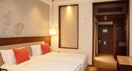 Taj Mahal, Lucknow Room Type - Superior Room Twin Bed Pool View Taj Mahal, Lucknow Room Type - Superior Room Twin Bed Pool View