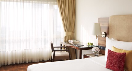 President, Mumbai - IHCL SeleQtions Room Type - Premium Sea View King Bed