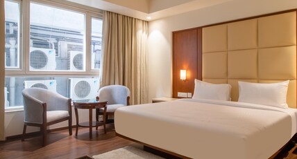 Saltstayz Premier- Bengaluru Hebbal Airport Road Room Type - Superior Room Saltstayz Premier- Bengaluru Hebbal Airport Road Room Type - Superior Room