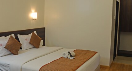 GreenLand-Elegant Room Type - Executive Deluxe AC