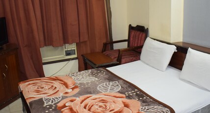 Hotel Guru International Room Type - Super Deluxe AC Room