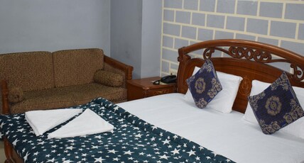 Hotel Guru International Room Type - AC Suite