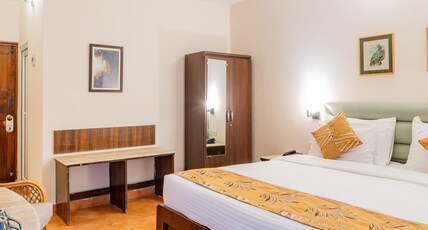 La Vaiencia beach resort Room Type - Deluxe Room With Balcony La Vaiencia beach resort Room Type - Deluxe Room With Balcony