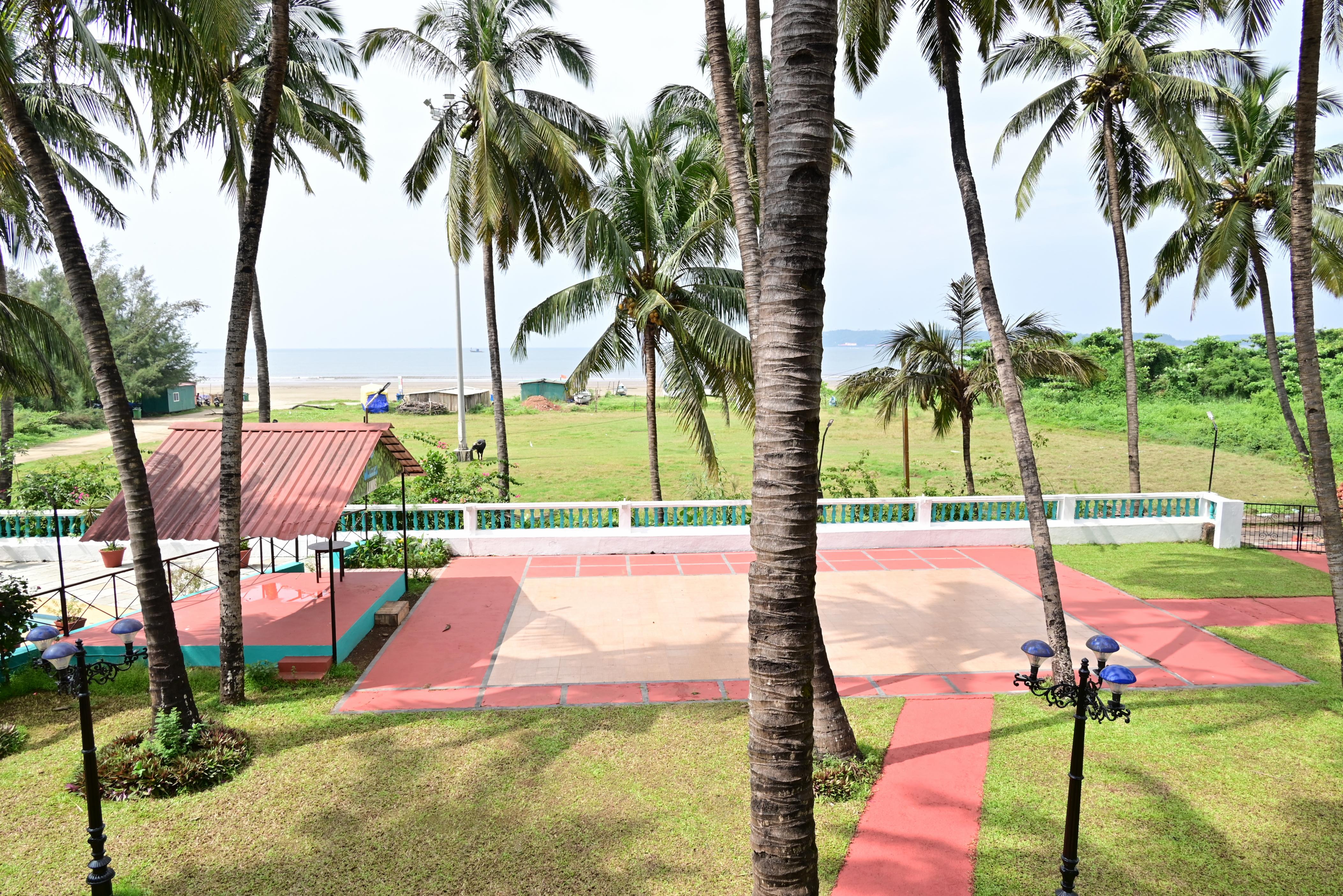 Swimsea Beach Resort (A Beach Property) - Tap to explore photos