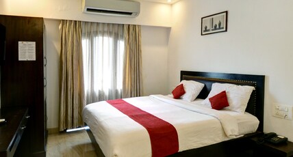 Calangute Grande Room Type - Premium Deluxe Ac Room with Standing Balcony