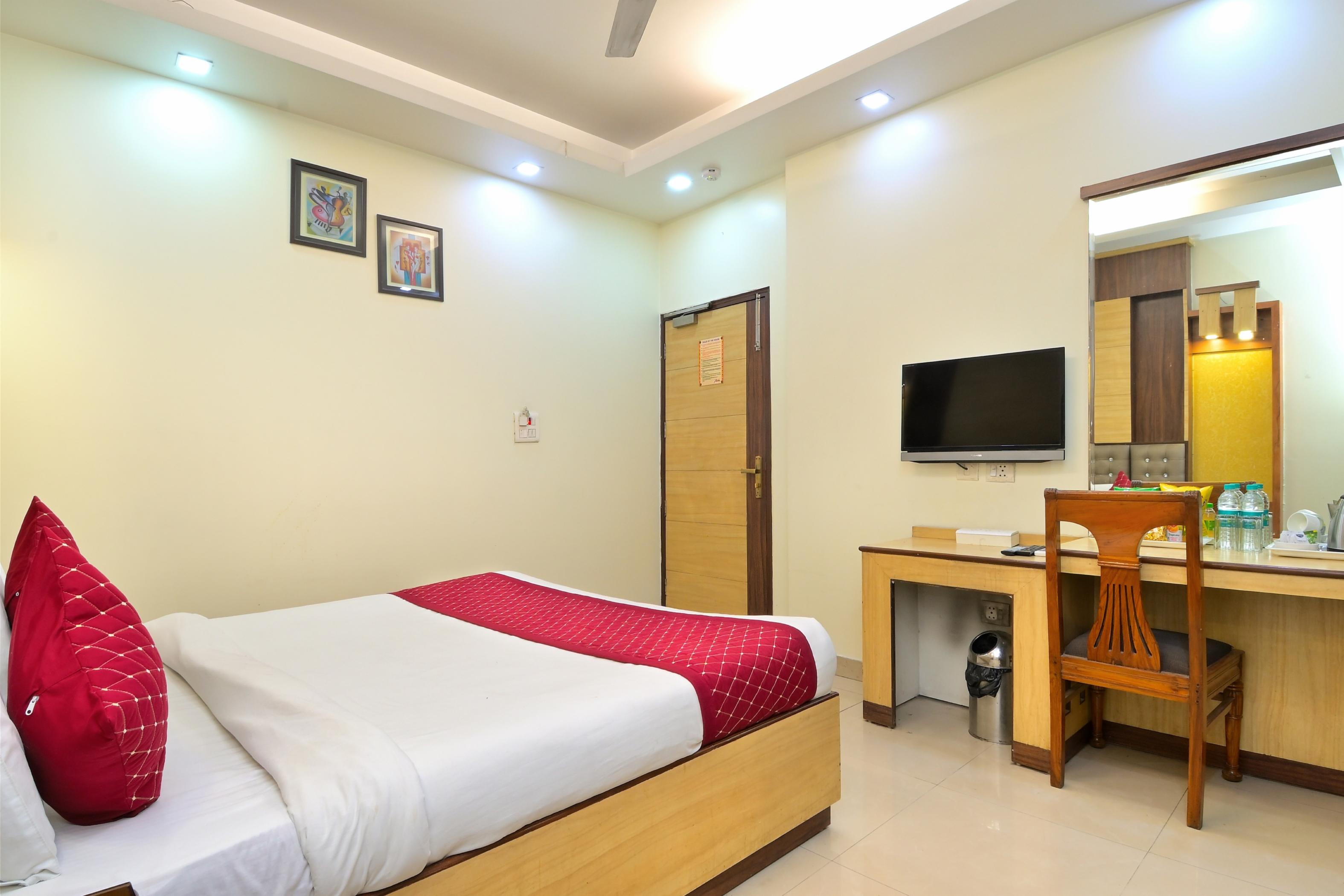 Hotel Aster Inn ,Karol Bagh - Tap to explore photos