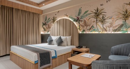 Hotel Highway King Room Type - King Deluxe Room Hotel Highway King Room Type - King Deluxe Room