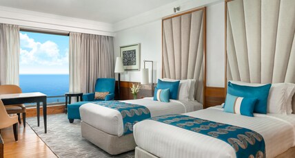 Intercontinental Marine Drive Room Type - 2 Twin Beds Premium Sea View Non Smoking