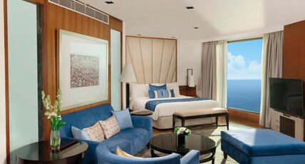 Intercontinental Marine Drive Room Type - 1 King Bed 1 Bedroom Suite Sea View Non Smoking