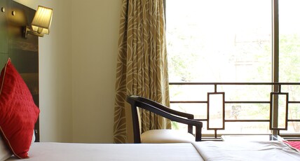 Resort Silver Hills Room Type - AC  Deluxe Room  Pool Facing