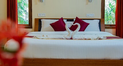 Orchid Trial by Zeebull Room Type - Club Room With Garden & Pool View