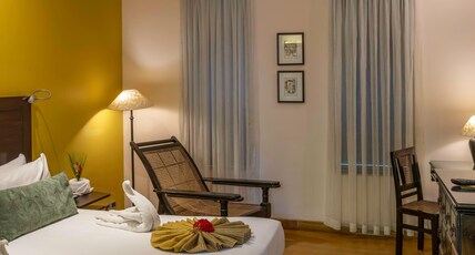 O Hotel Goa, Candolim Beach Room Type - Courtyard Room Twin Bed with Bathtub