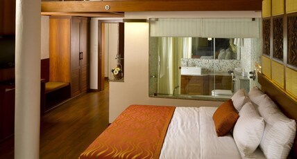 Gokulam Grand Turtle on the Beach Room Type - Duplex Suite with Sea view and balcony Gokulam Grand Turtle on the Beach Room Type - Duplex Suite with Sea view and balcony