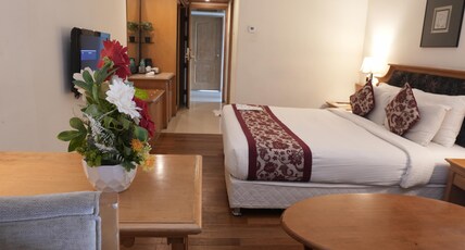 SP Grand Days Room Type - Deluxe Room AC