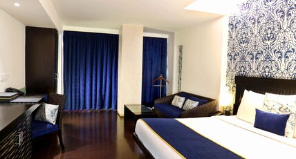 Mosaic Original, Noida Room Type - Club Room with Bathtub
