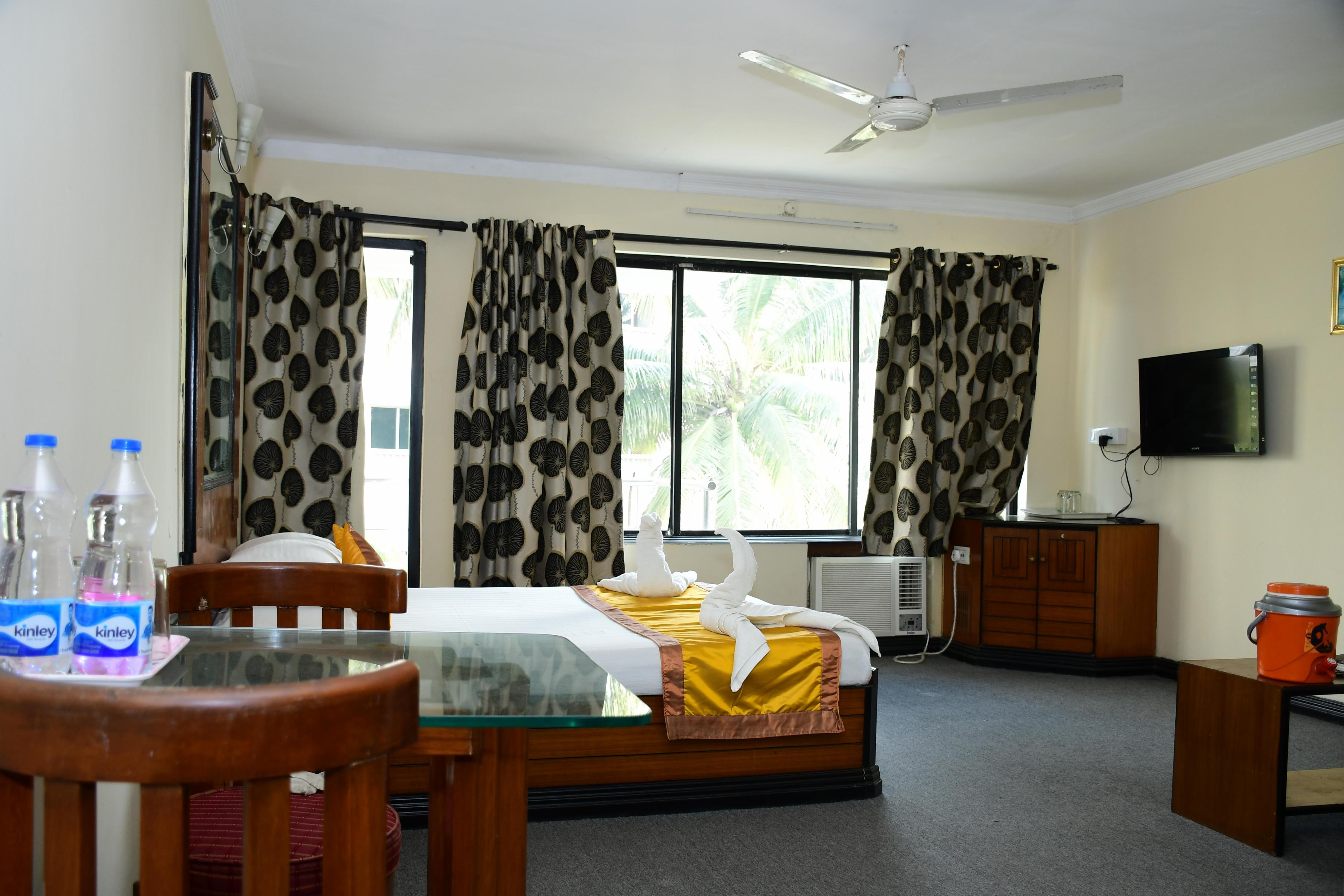 Hotel Dolphin Room Type - Executive Double Bed AC Room