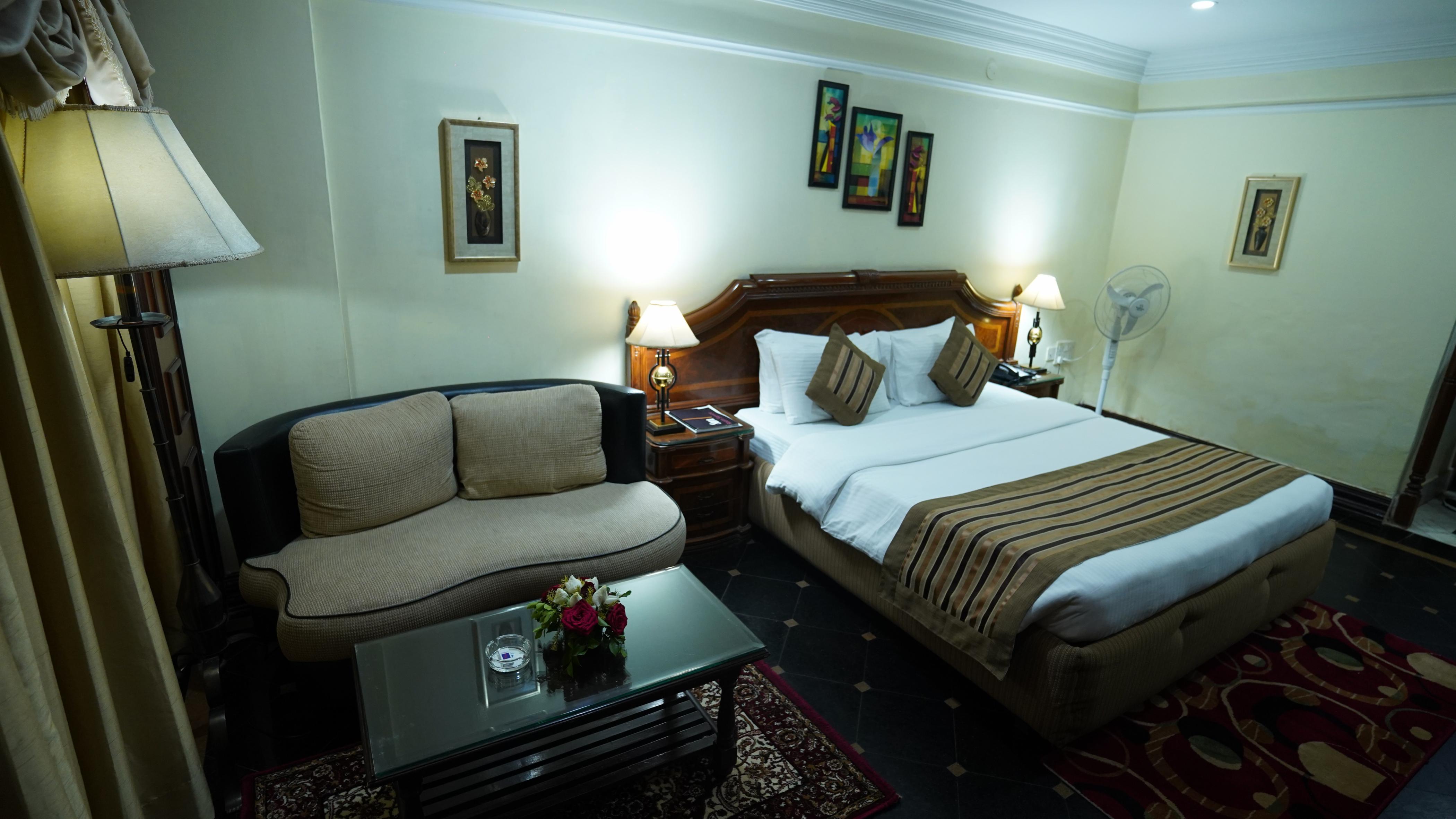 Hotel Empires Room Type - Deluxe Room