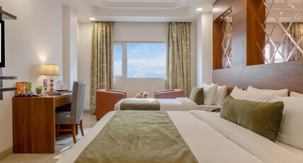 Arch The Venus Room Type - Luxury Family Triple Room - Free Airport Pick up or Drop Off