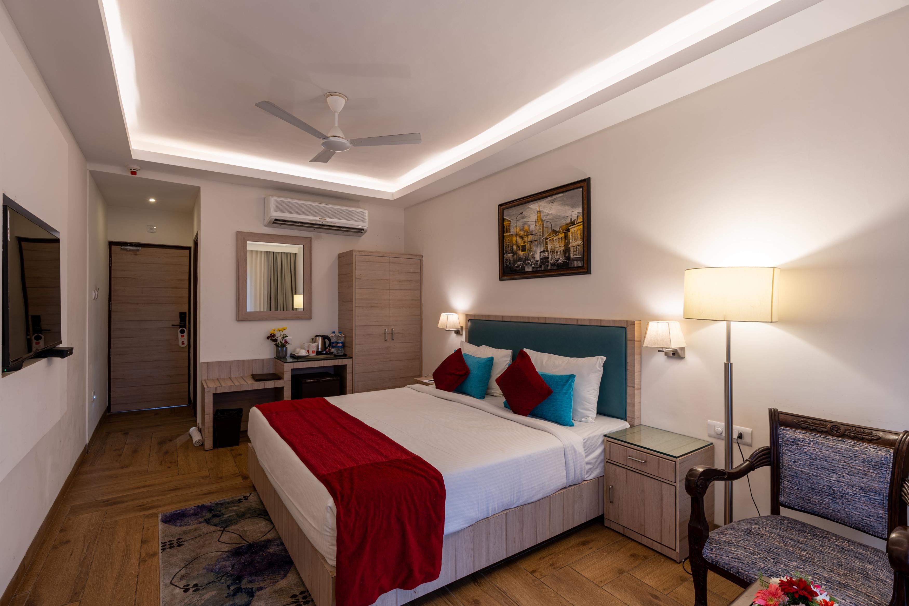 LE SEASONS RESORT Room Type - Premier with Balcony